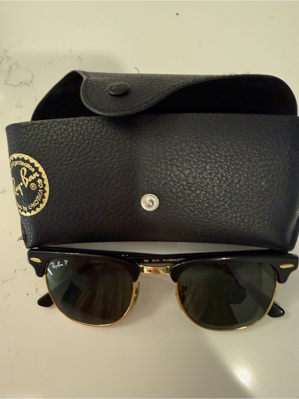 Ray-Ban Clubmaster Sunglasses in Black and Gold with Case